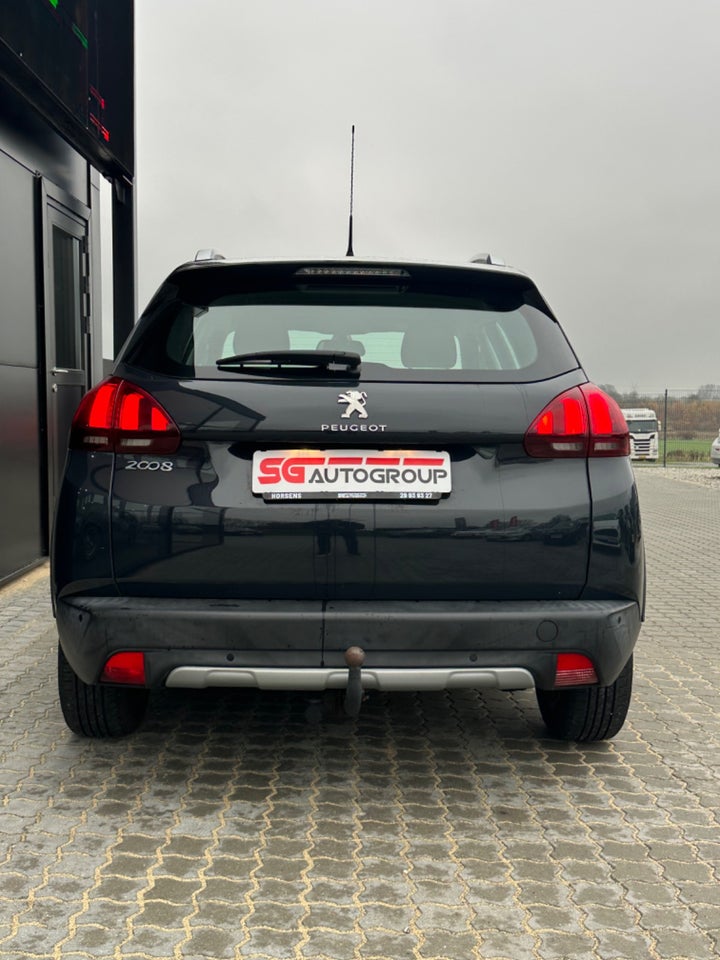 Peugeot 2008 1,2 VTi 82 Allure 5d