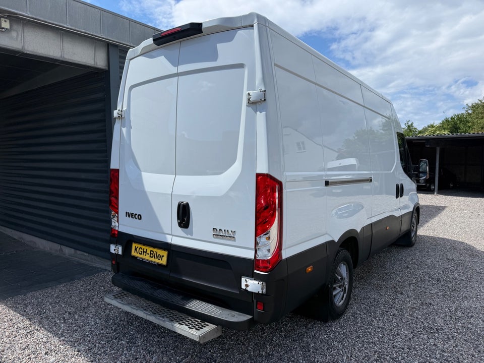 Iveco Daily 3,0 35S18 12m³ Van AG8