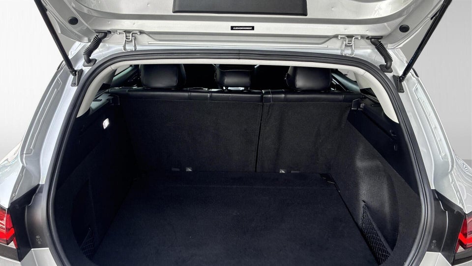 MG MG5 61 Luxury 5d
