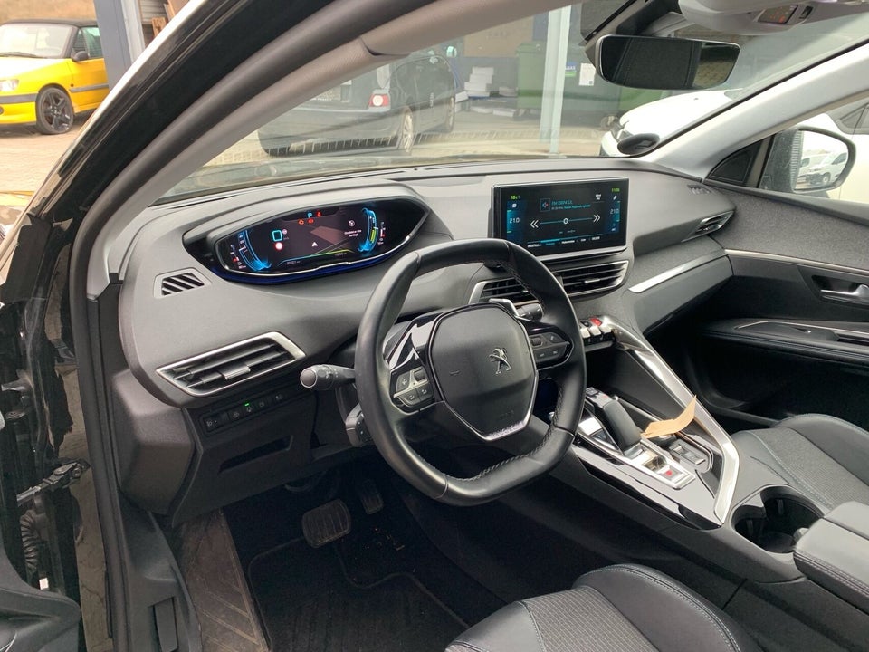 Peugeot 3008 1,2 PureTech 130 Allure Pack EAT8 5d