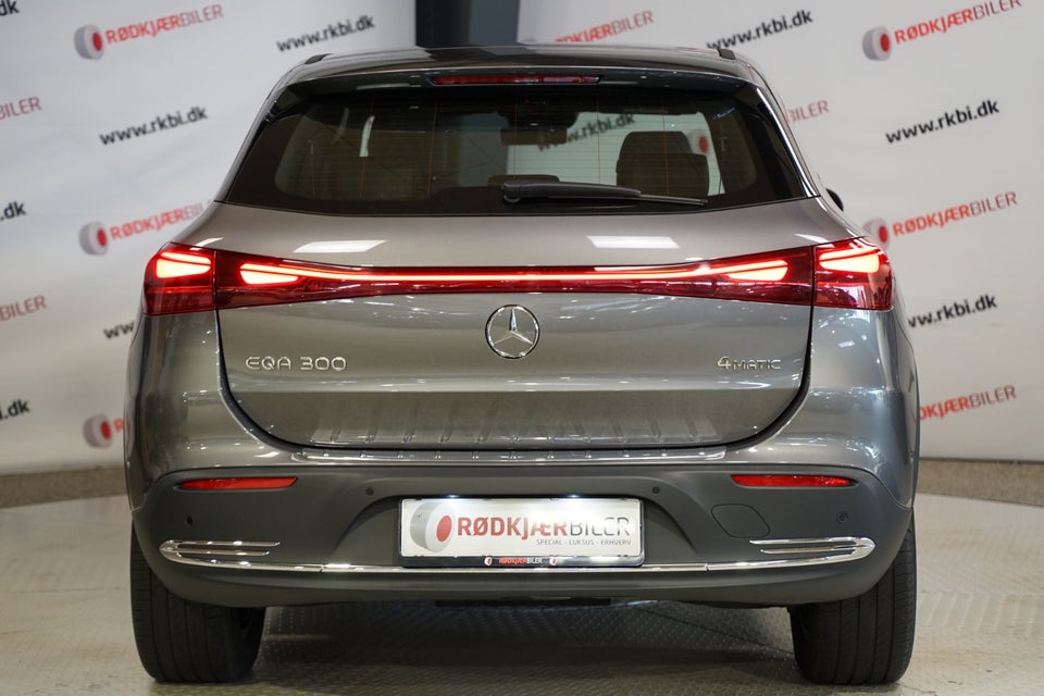 Mercedes EQA300 Electric Art 4Matic 5d
