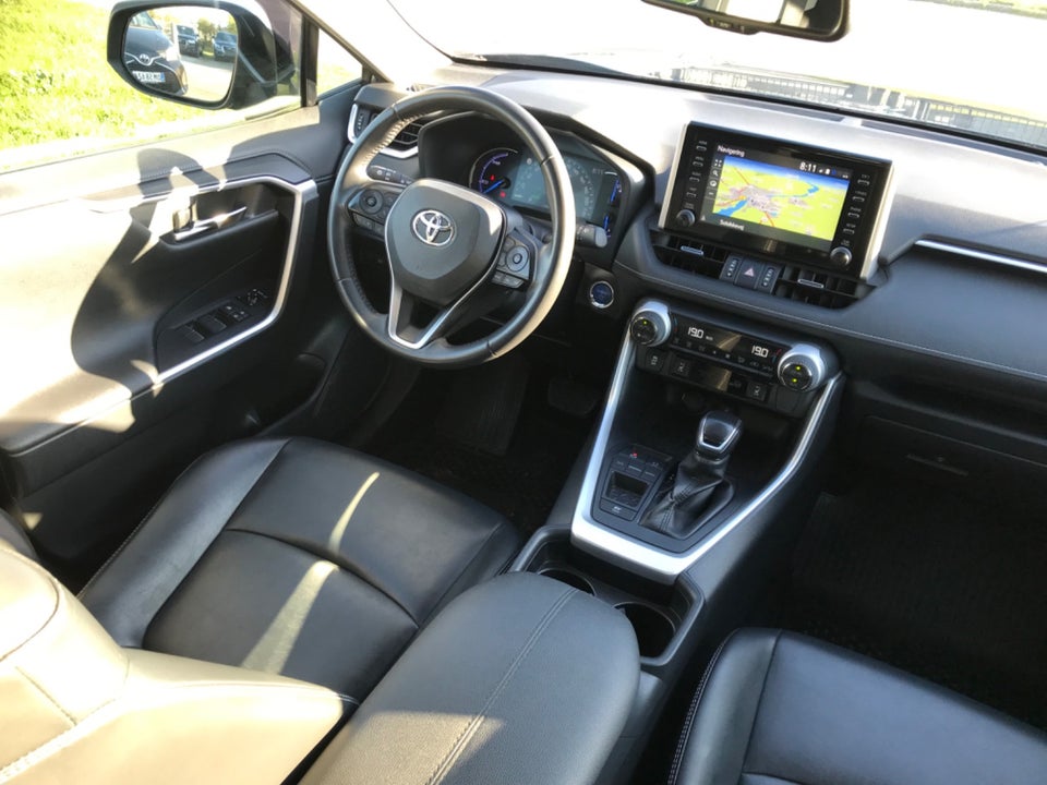 Toyota RAV4 2,5 Hybrid H3 Style MDS 5d