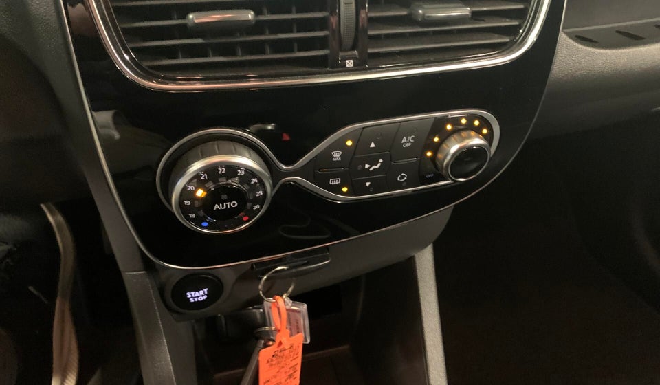 Renault Clio IV 0,9 TCe 90 Limited Sport Tourer 5d