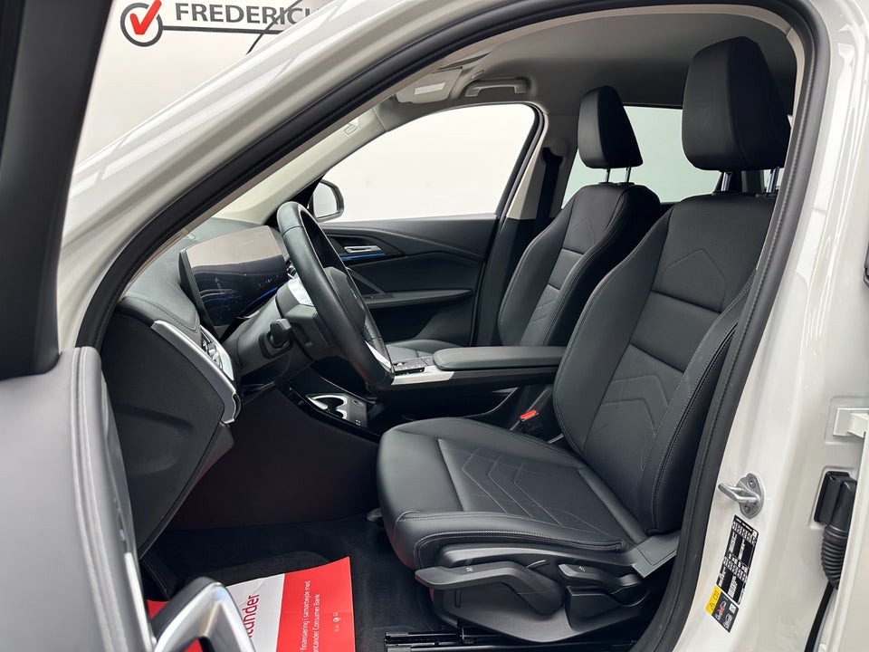 BMW iX1 eDrive20 X-Line 5d