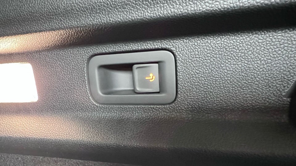 Ford Explorer 52 Select Standard Range 5d