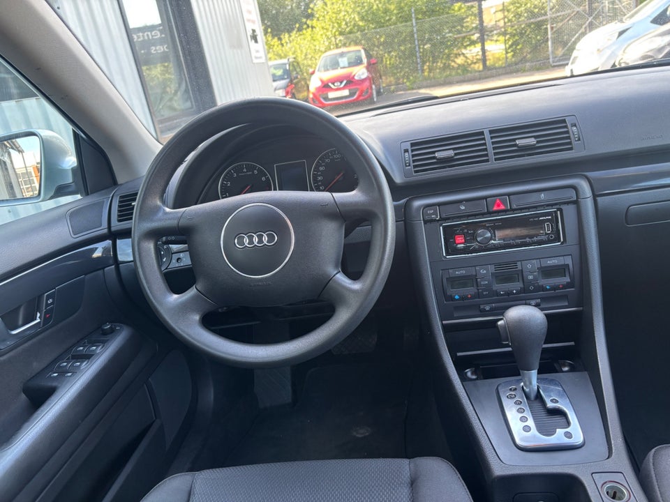 Audi A4 2,0 Avant Multitr. 5d