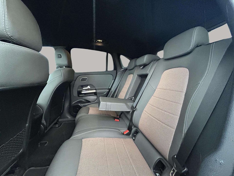 Mercedes EQA250 Progressive 5d