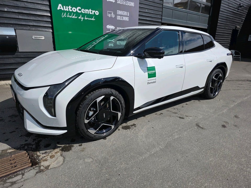 Kia EV4 81 Long Range GT-Line Fastback 4d