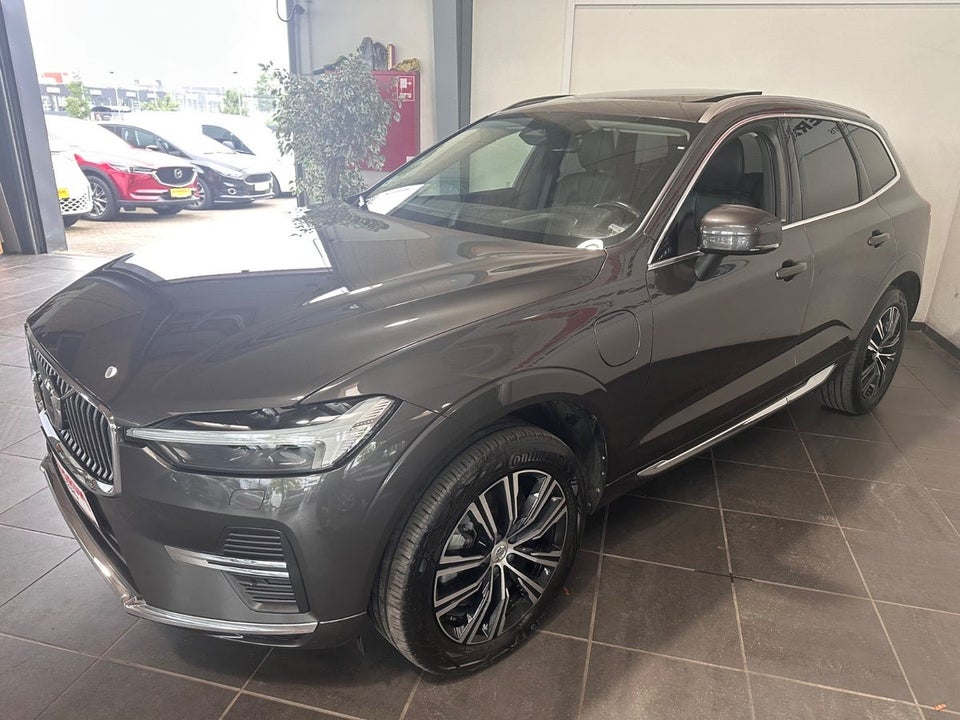 Volvo XC60 2,0 T8 ReCharge Inscription aut. AWD 5d