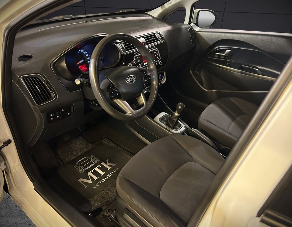Kia Rio 1,2 CVVT Active 5d