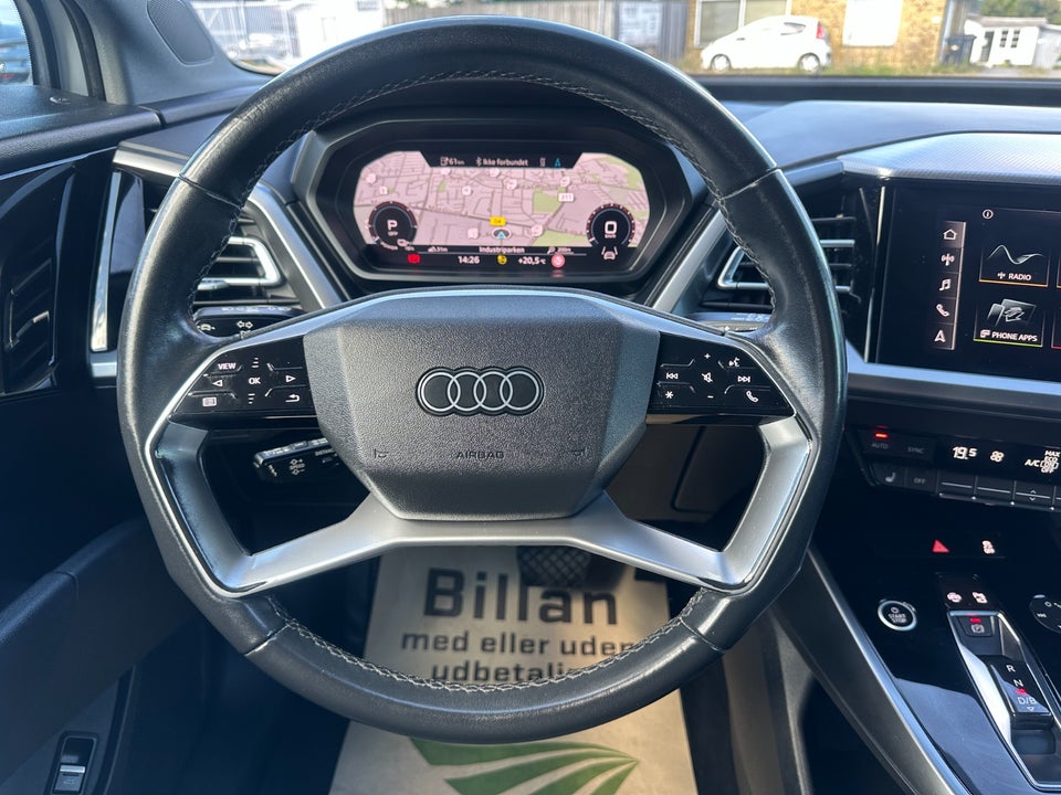 Audi Q4 e-tron 40 S-line 5d