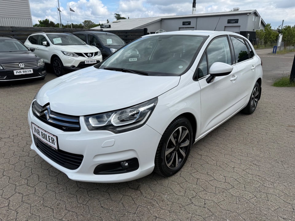 Citroën C4 1,6 BlueHDi 120 Challenge EAT6 5d