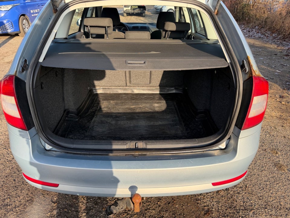 Skoda Octavia 1,6 TDi 105 GreenLine Combi 5d