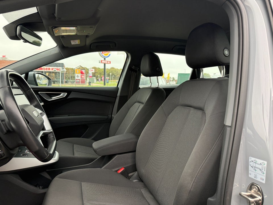 Audi Q4 e-tron 35 Attitude 5d