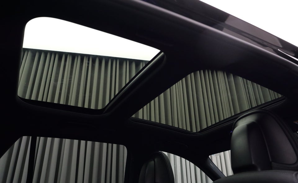 Mercedes C300 e 2,0 AMG Line stc. aut. 5d