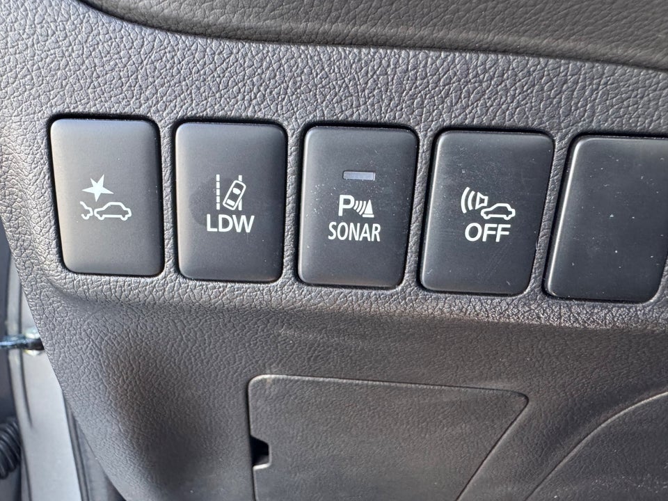 Mitsubishi Outlander 2,4 PHEV Limited CVT 4WD 5d