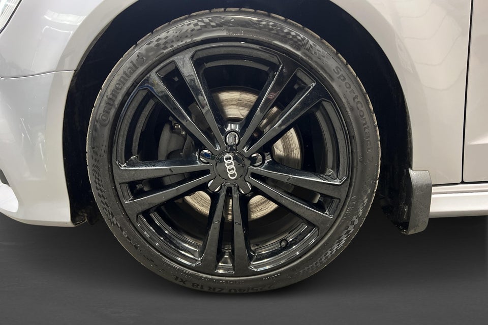 Audi A3 40 TFSi Sport Limited Sportback quattro S-tr. 5d