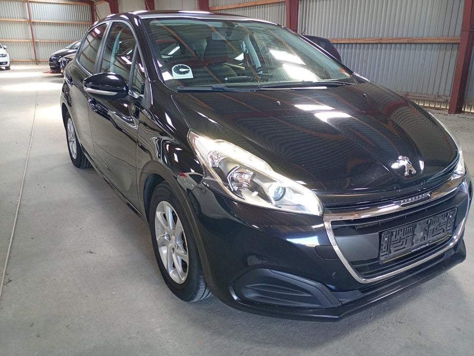 Peugeot 208 1,6 BlueHDi 100 Active 5d