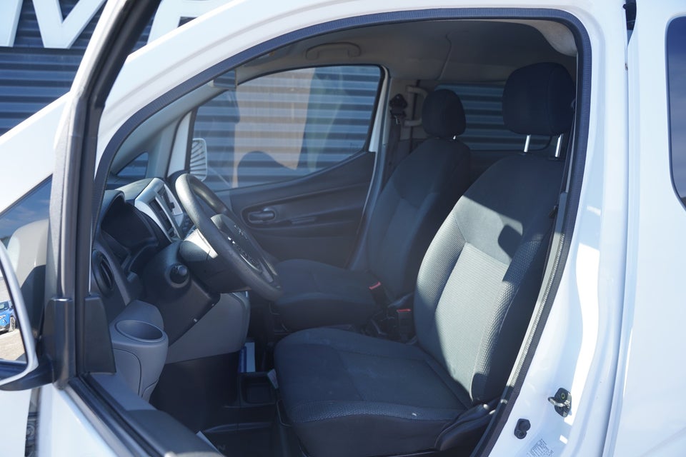 Nissan NV200 1,6 Premium Evalia 7prs 5d