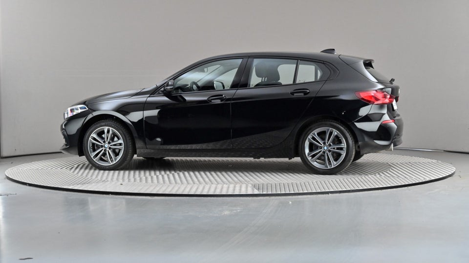 BMW 118i 1,5 Sport Line aut. 5d