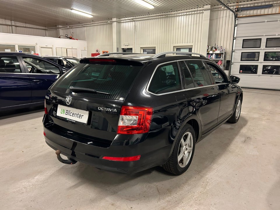 Skoda Octavia 1,4 TSi 140 Elegance Combi 5d