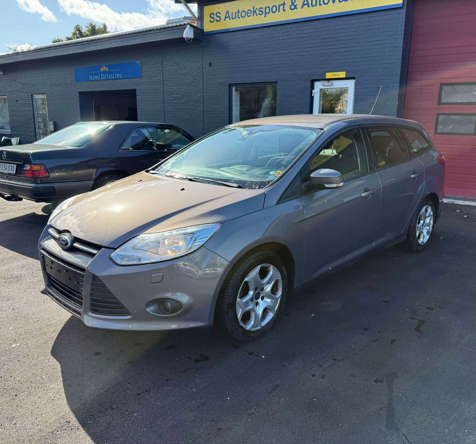 Ford Focus 1,6 Ti-VCT 105 Titanium stc. 5d