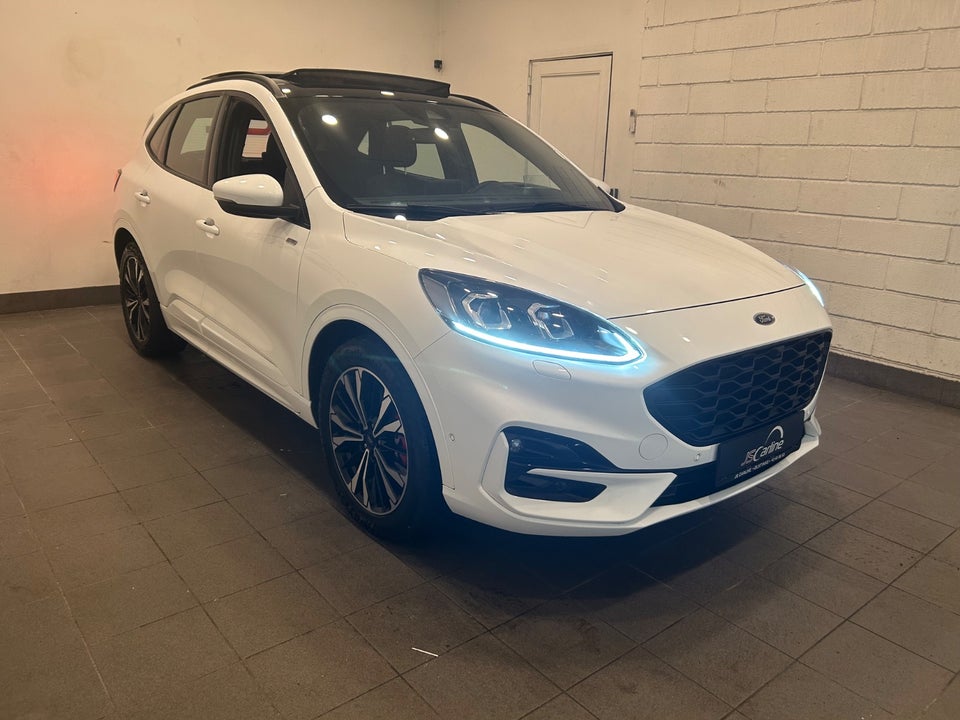 Ford Kuga 2,5 PHEV ST-Line CVT 5d