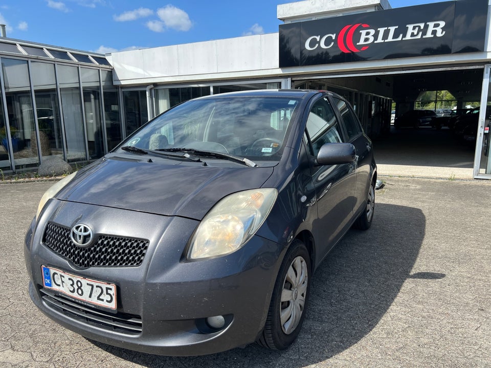 Toyota Yaris 1,4 D-4D Sol 5d