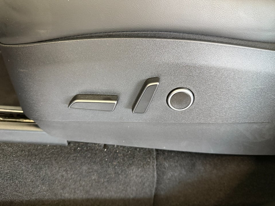 Tesla Model Y RWD 5d