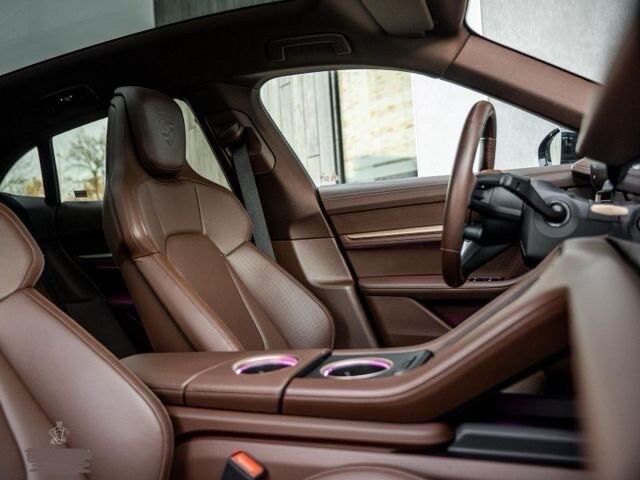 Porsche Taycan Performance+ Sport Turismo 5d