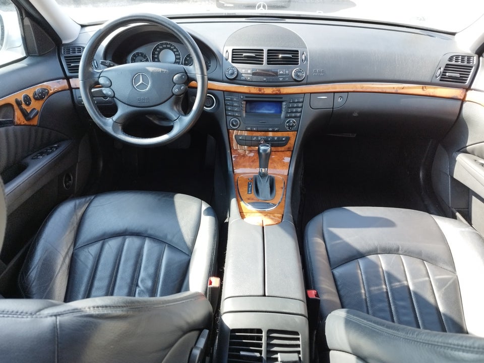 Mercedes E280 3,0 Elegance aut. 4d