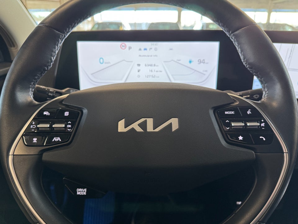 Kia EV6 58 Standard Range Upgrade 5d