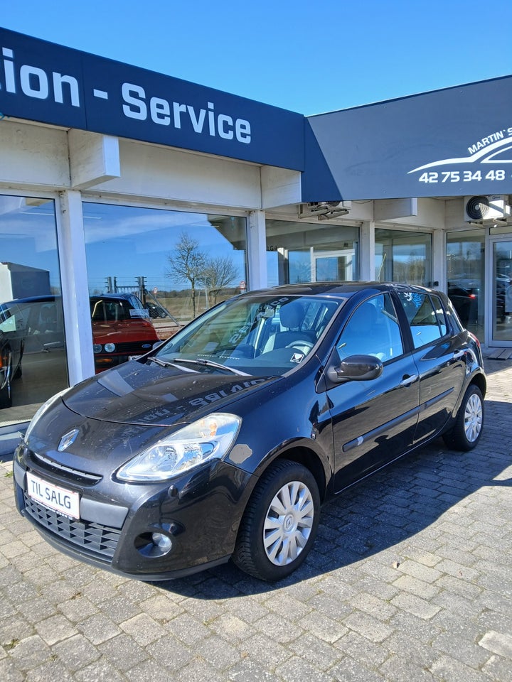 Renault Clio III 1,5 dCi 65 Expression 5d
