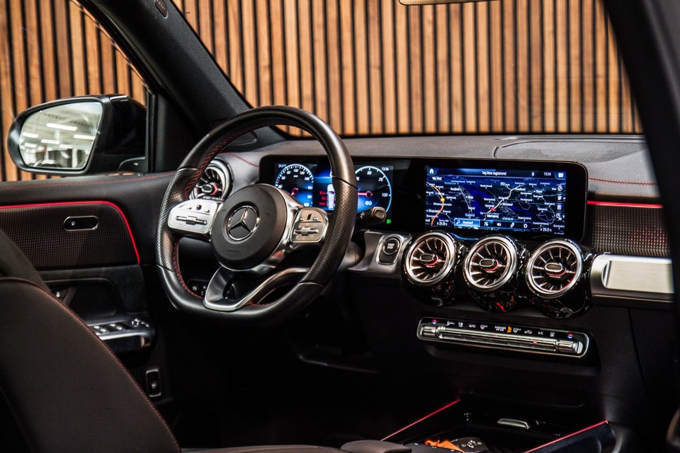 Mercedes EQB350 AMG Line 4Matic 5d