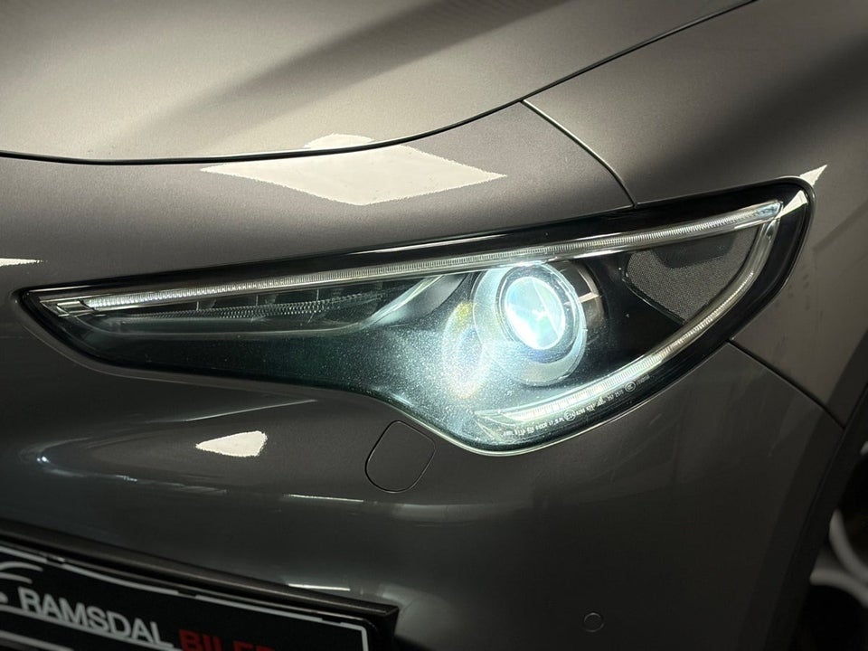 Alfa Romeo Stelvio 2,2 JTD 210 Super aut. Q4 5d