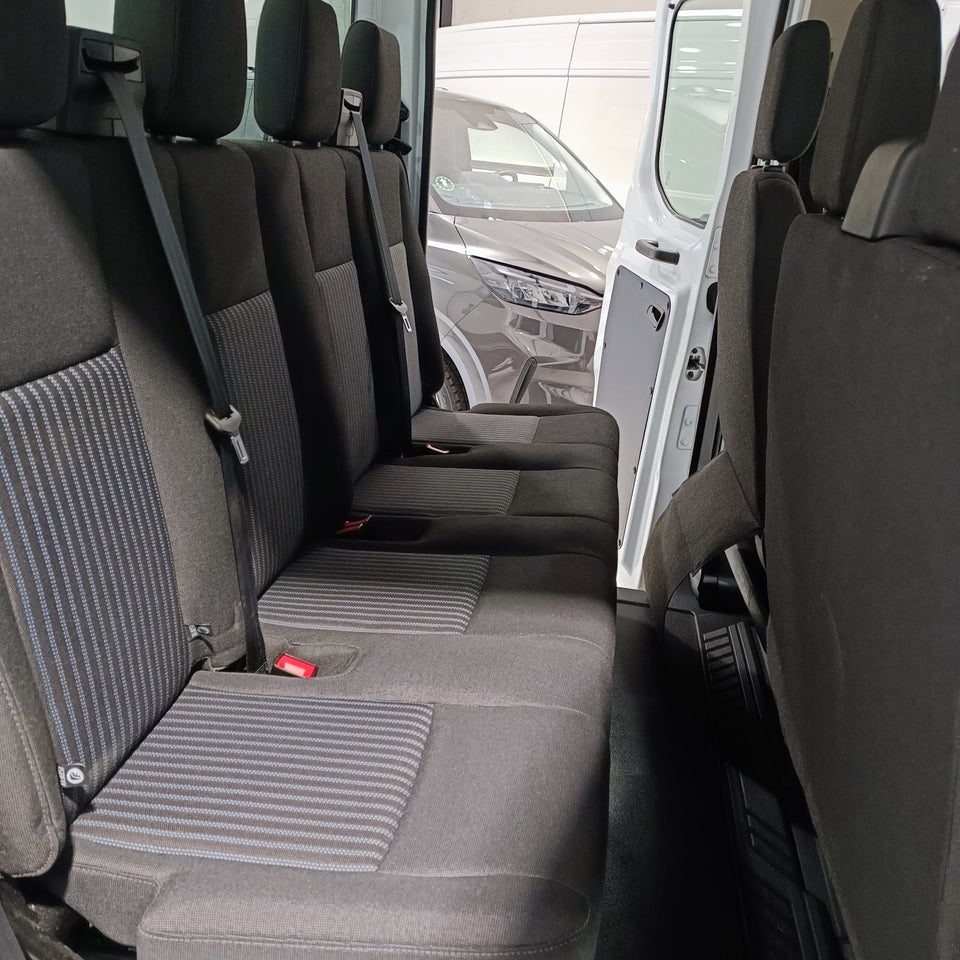 Ford Transit 350 L3 Chassis 2,0 TDCi 130 Mandskabsvogn Trend FWD 4d