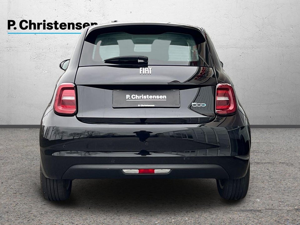 Fiat 500e 42 Icon 3d
