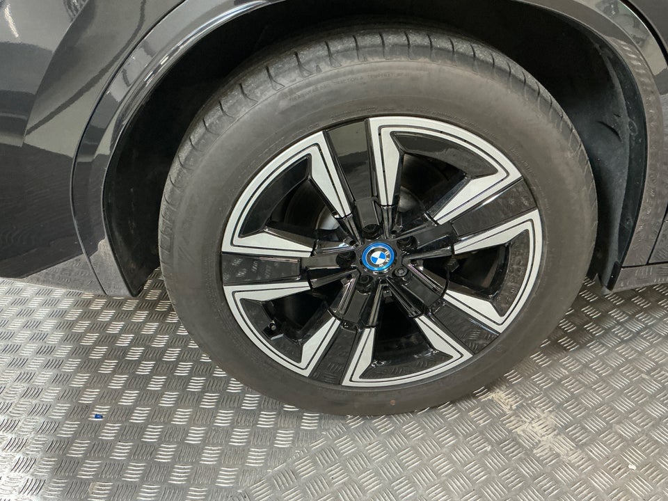 BMW iX3 Charged M-Sport 5d