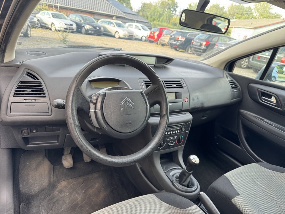 Citroën C4 1,6 16V 5d