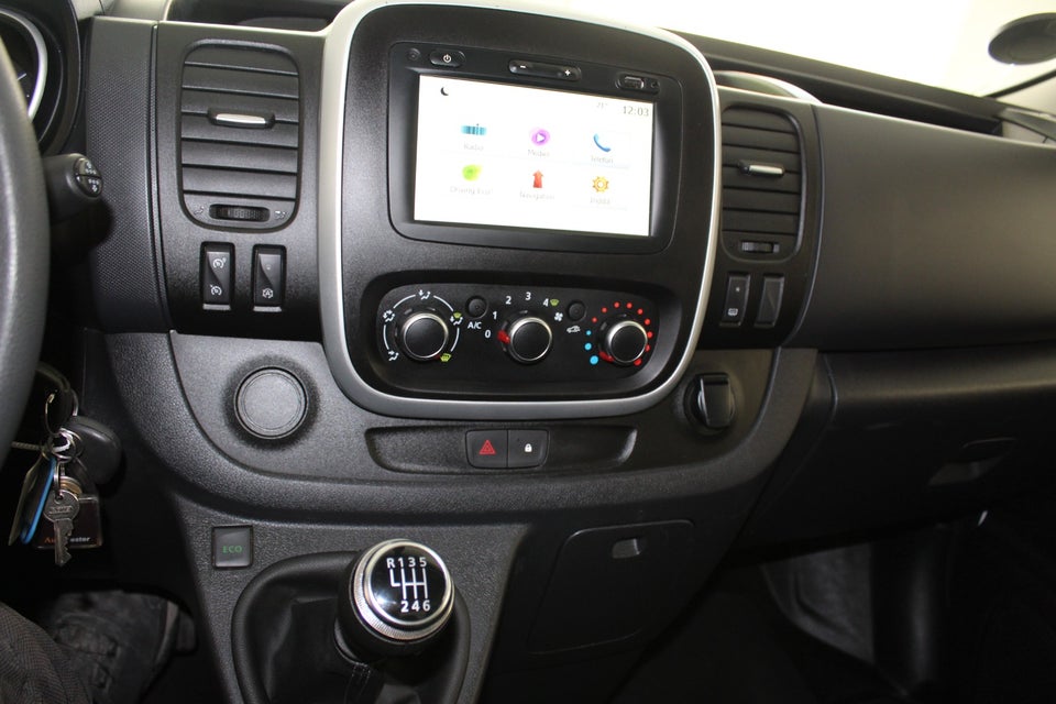 Renault Trafic T29 2,0 dCi 120 L2H1