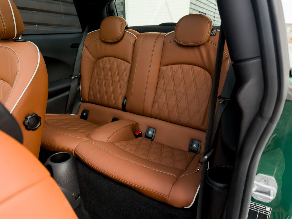 MINI Cooper SE Younique Trim 3d