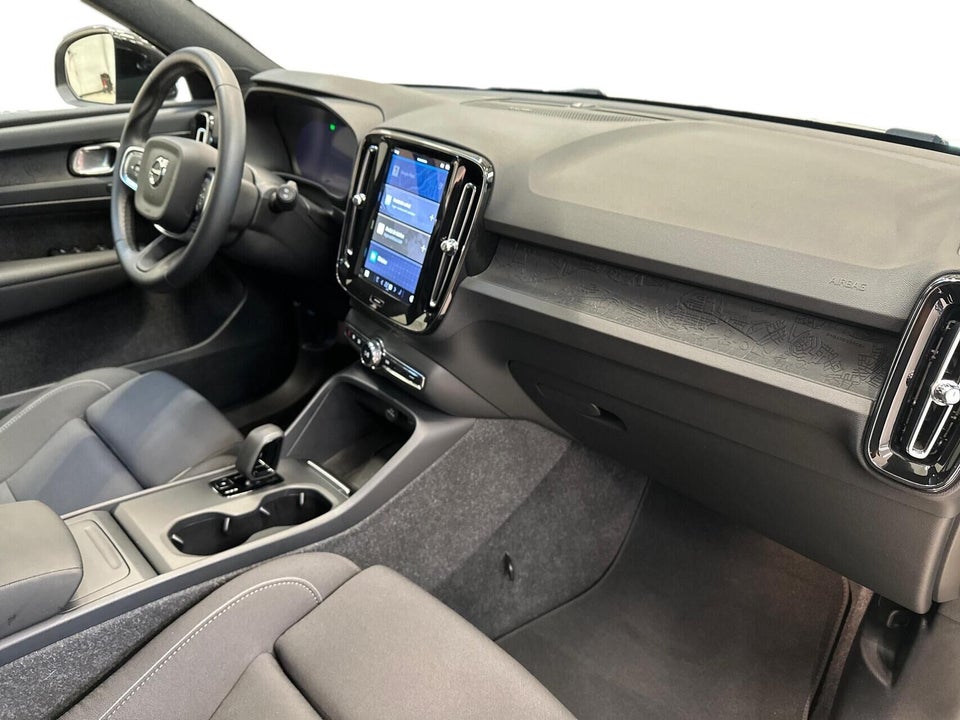 Volvo EX40 Twin Performance Ultra Black Edition 5d