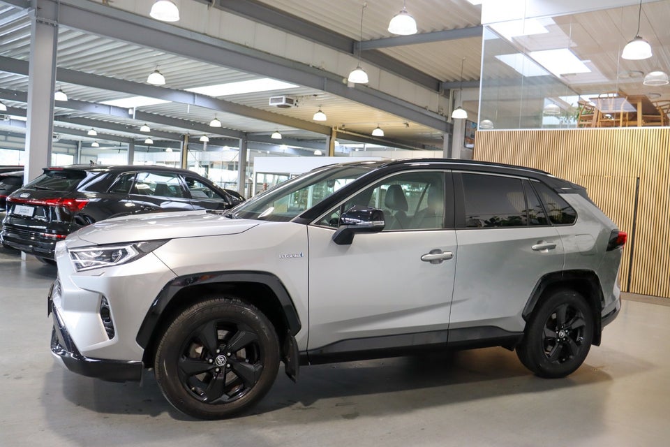 Toyota RAV4 2,5 Hybrid H3 Style MDS 5d