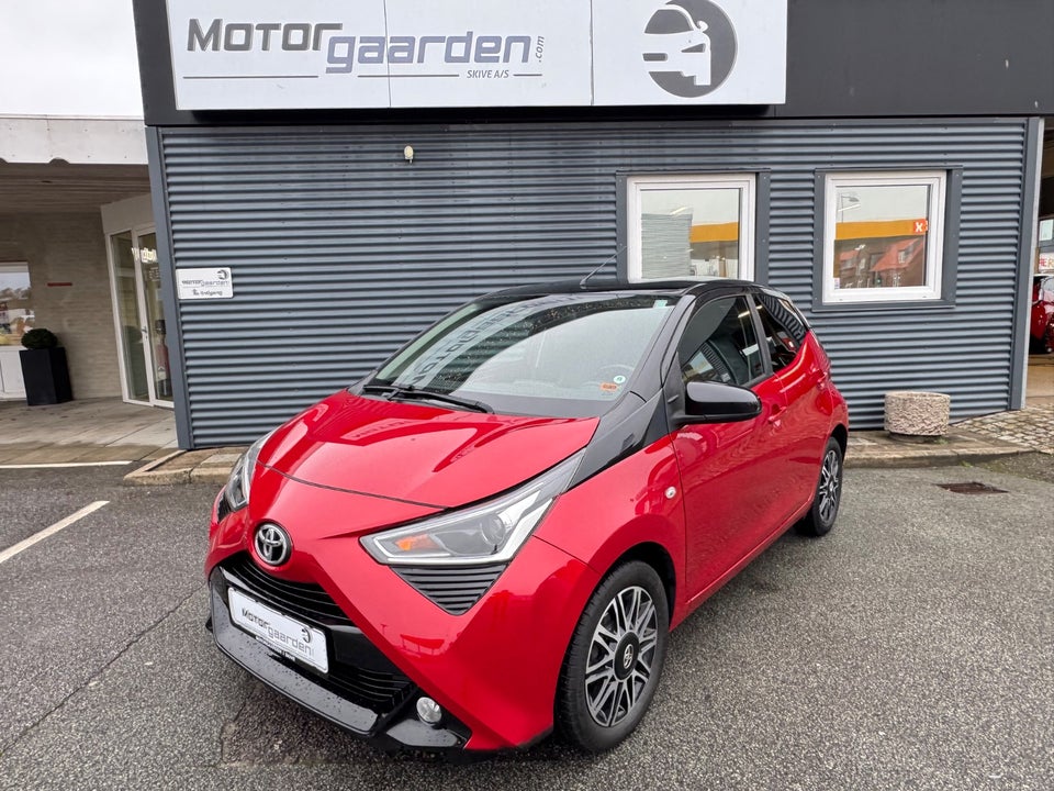 Toyota Aygo 1,0 VVT-i x-clusiv 5d