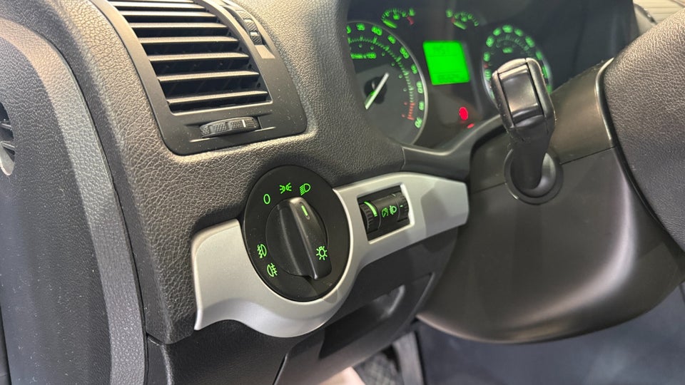 Skoda Octavia 1,6 FSi Ambiente 5d