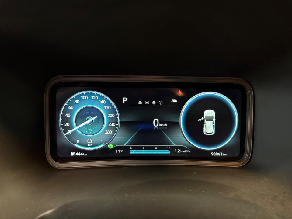 Hyundai Kona 64 EV Essential 5d