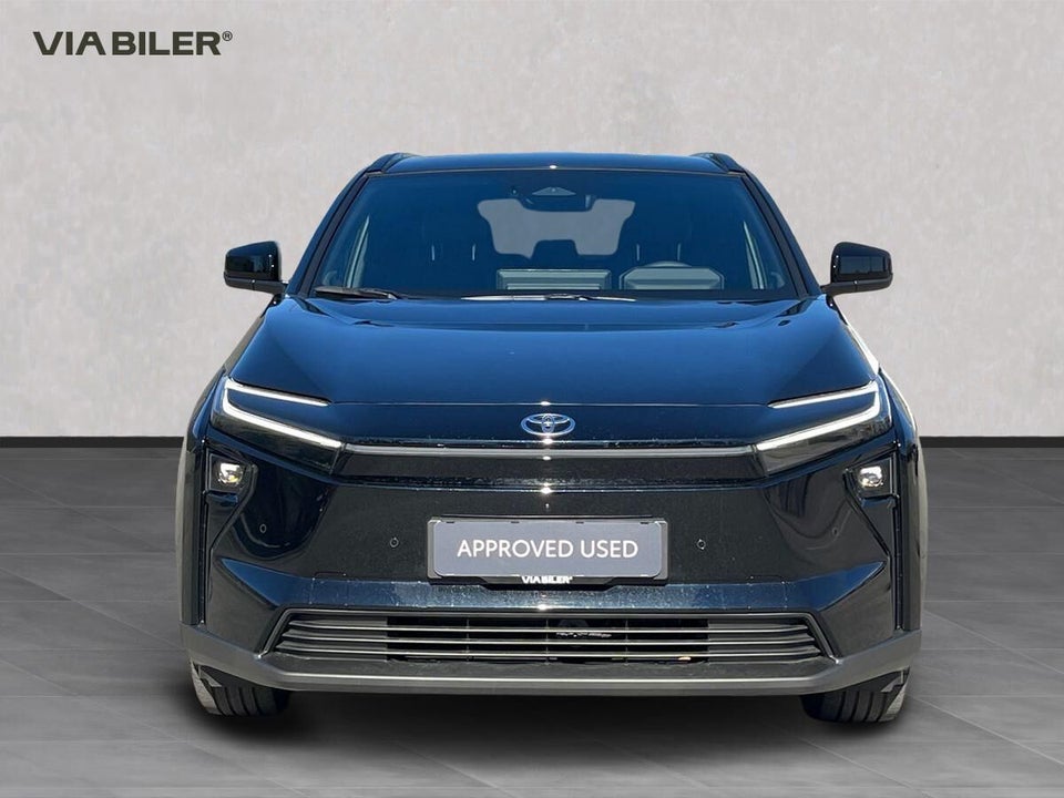 Toyota bZ4X 73 Executive 5d