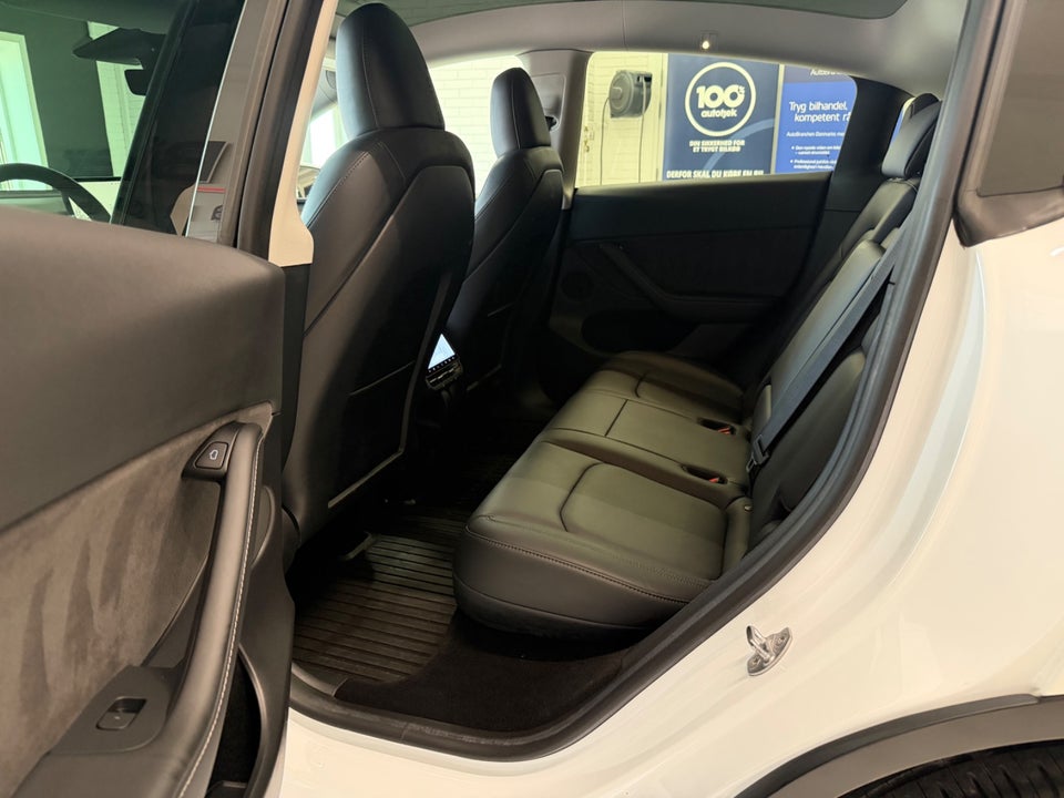 Tesla Model Y RWD 5d