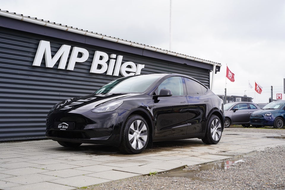 Tesla Model Y Long Range AWD 5d