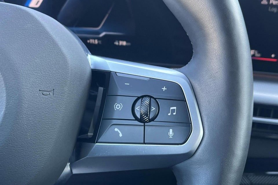 BMW iX1 eDrive20 M-Sport 5d